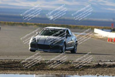 media/Nov-16-2025-CalClub SCCA (Sun) [[2975c16dfc]]/Group 6/Turn 1/